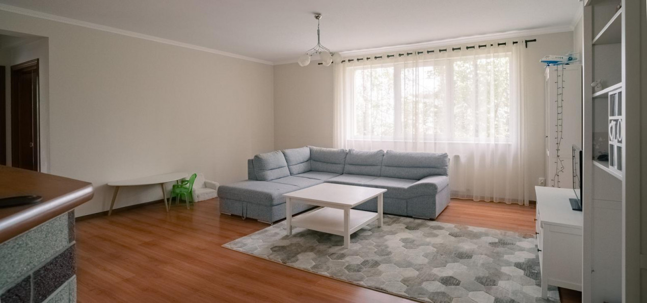 Apartament 3 camere finisat cu garaj si boxa, Zona Engels