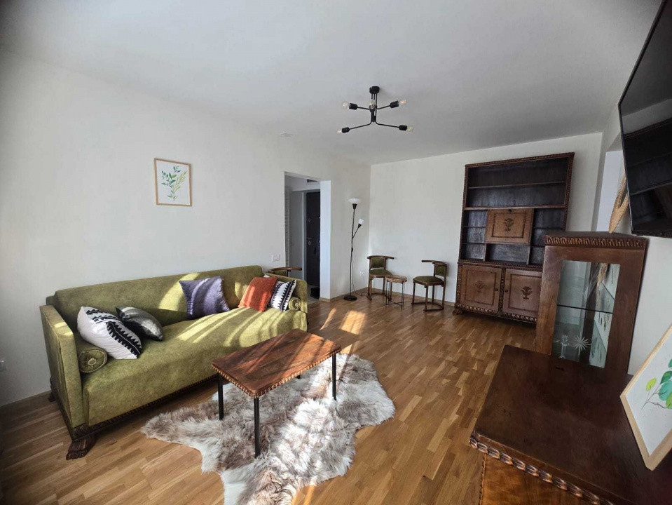 Apartament 2 camere | renovat compet  | balcon cu vedere Parc Circului