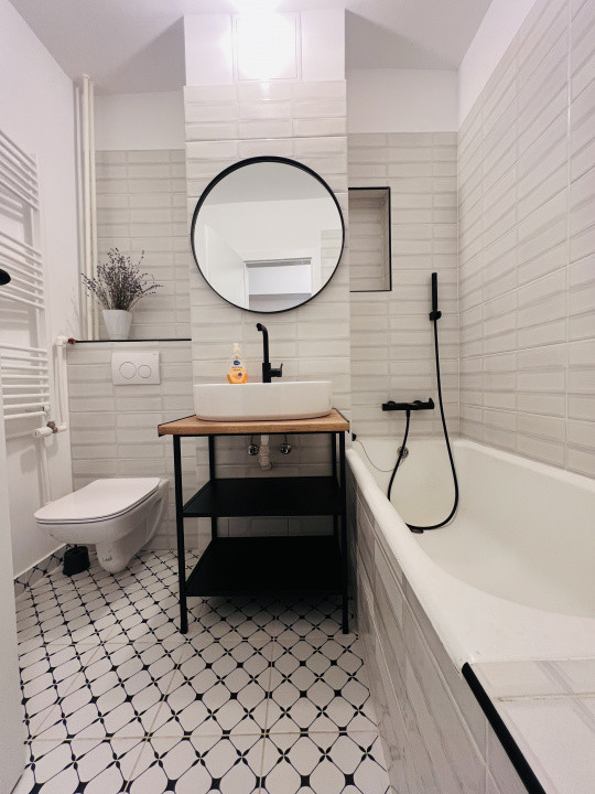 Apartament 2 camere, renovat complet, prima închiriere, Zona Mosilor