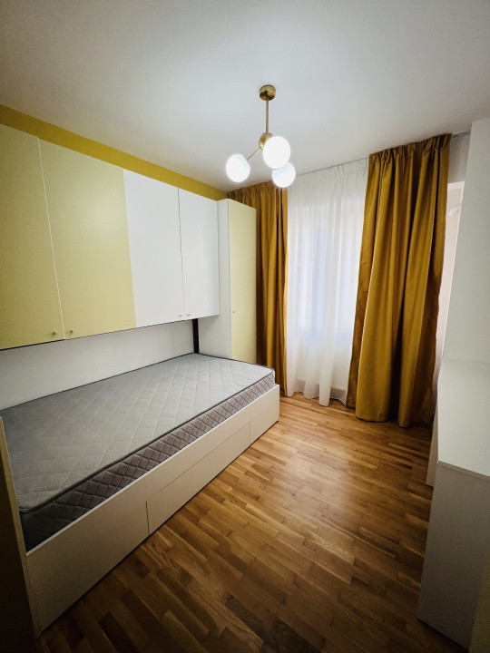 Apartament 3 camere, prima închiriere, centrala proprie . Zona Obor 