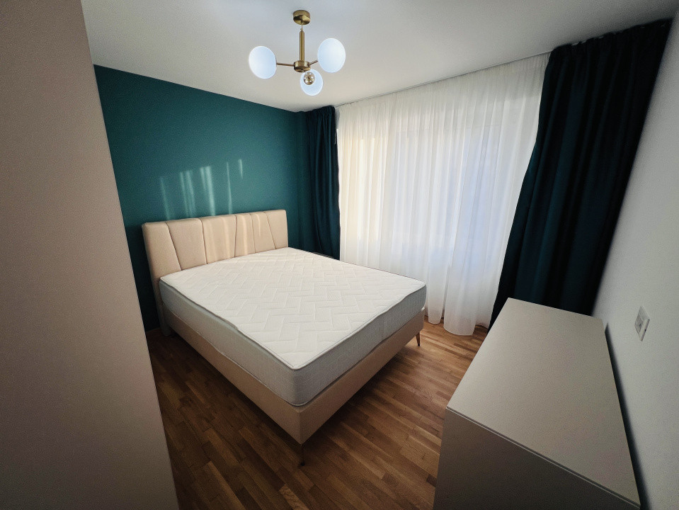 Apartament 3 camere, prima închiriere, centrala proprie . Zona Obor 