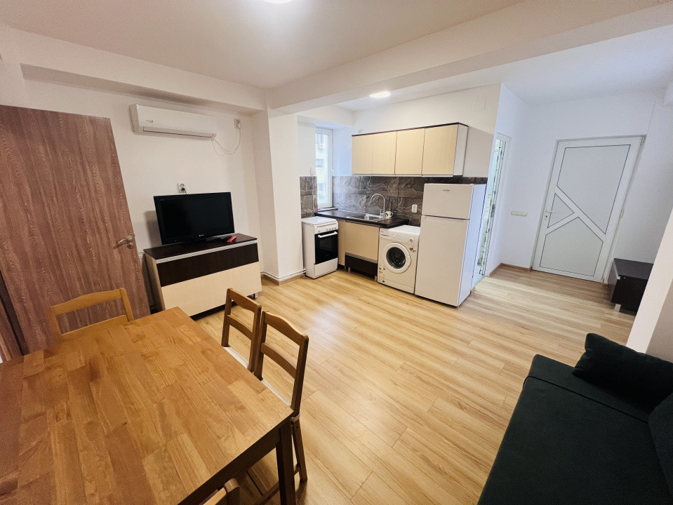 Apartament 2 camere în vilă, renovat – zona Eminescu