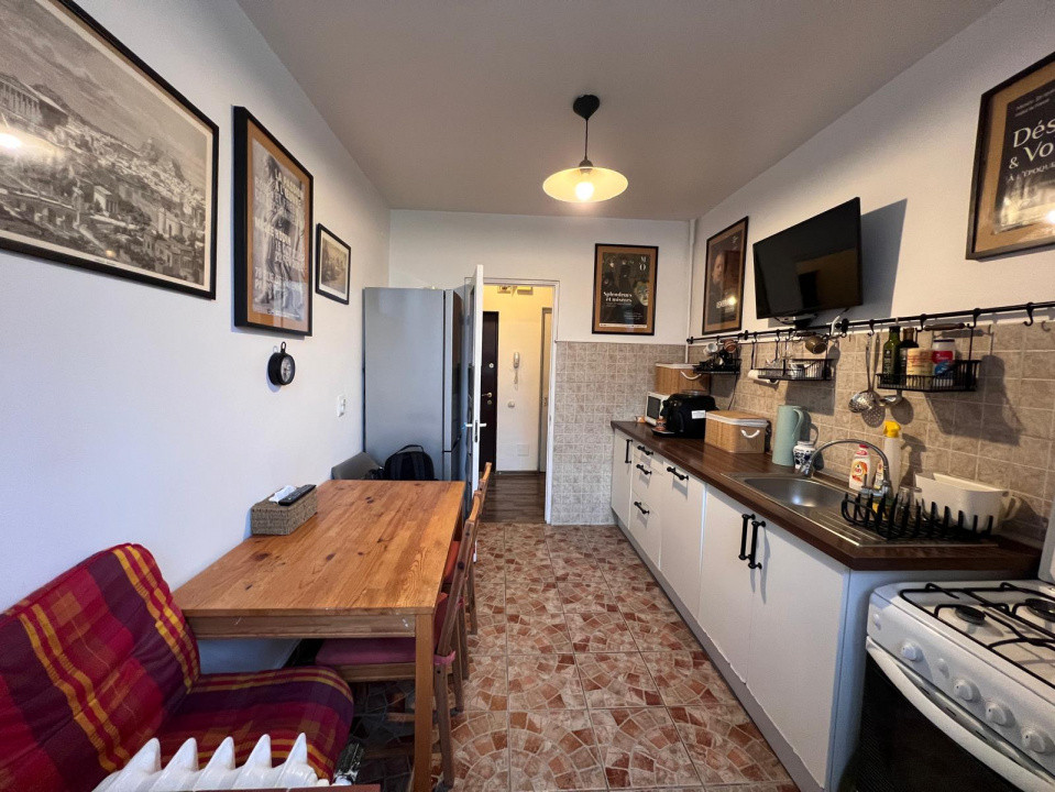 Apartament 3 camere in zona Bucur Obor 