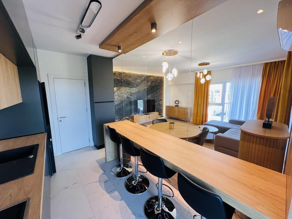 Apartament premium 3 camere | Prima închiriere | Vedere spectaculoasă către Lacu