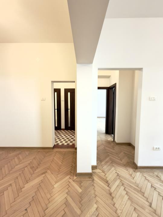 Spatiu birouri 72MP ULTRACENTRAL - Universitate | Batistei