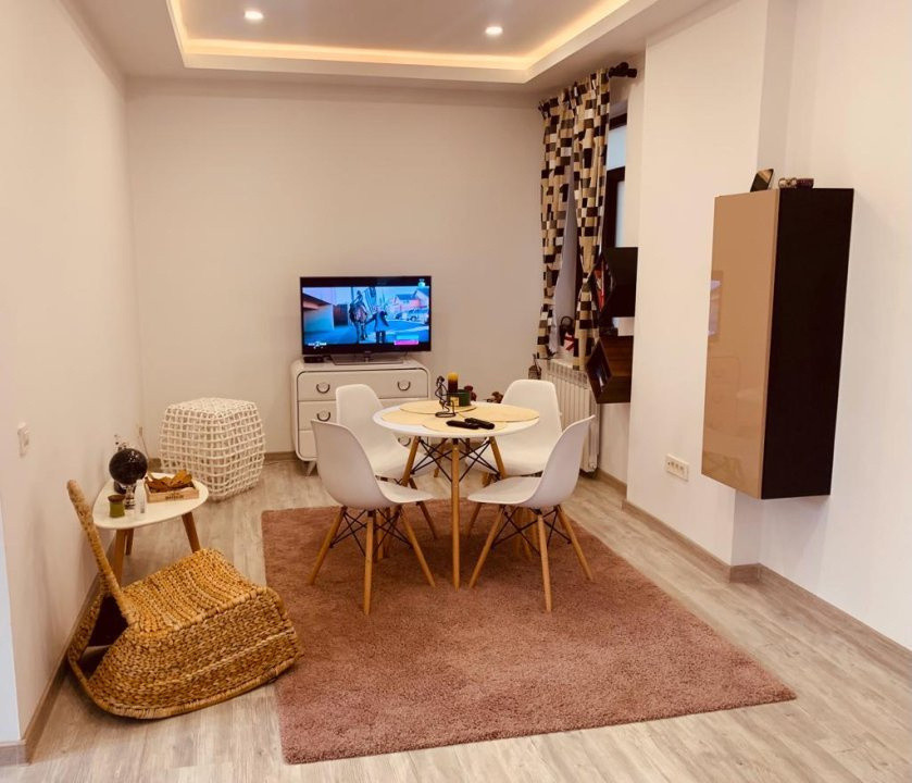 Apartament 3 camere – Dorobanți Capitale | Vilă interbelică | Strada Argentina