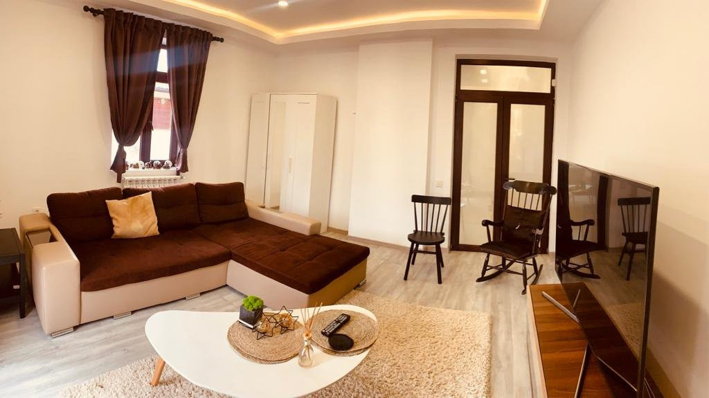 Apartament 3 camere – Dorobanți Capitale | Vilă interbelică | Strada Argentina