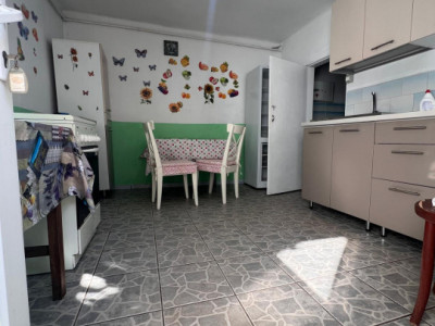 Casă individuala | 3 camere | Curte 250 mp | Ideală pentru cazare muncitori