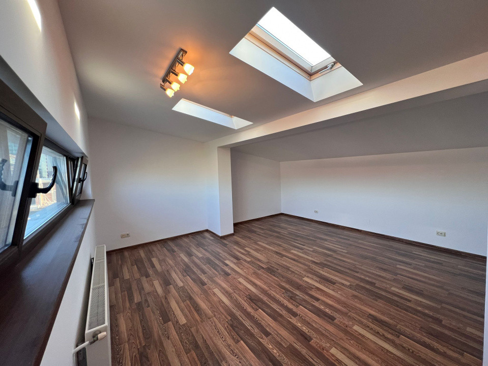 Casă tip duplex | 5 camere | Pipera – Porsche | Cortina North | 260 mp 