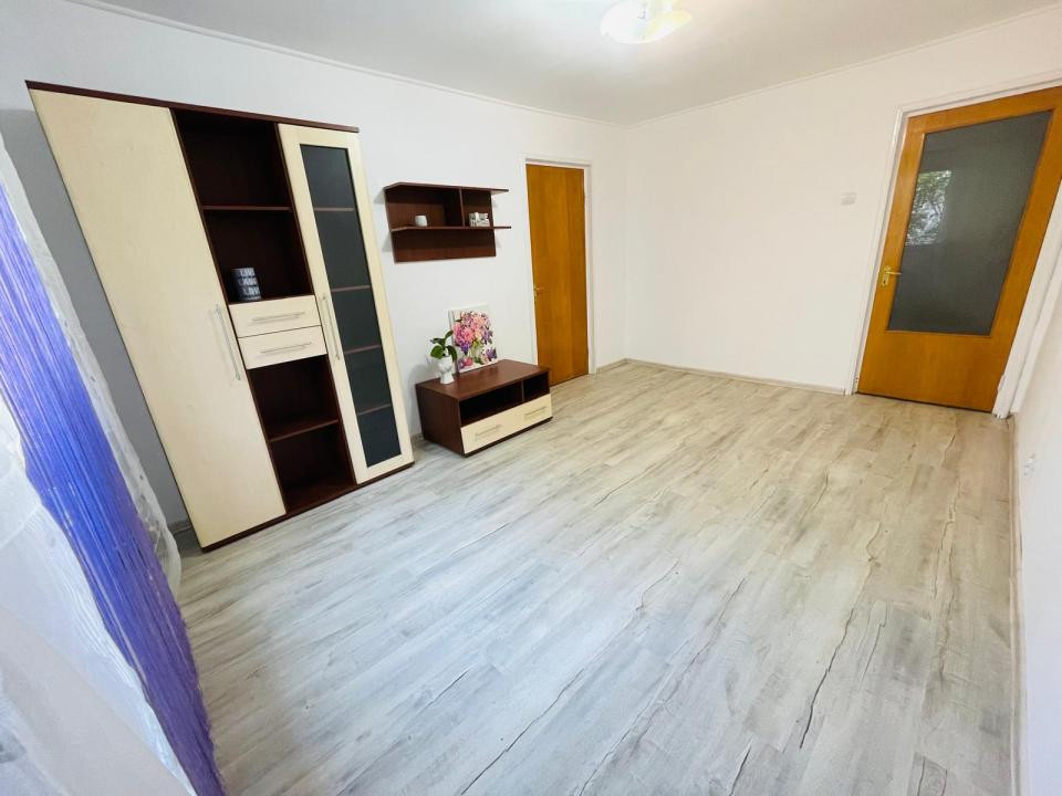 Apartament 3 camere | Lacul Tei | Facultatea de Constructii| Proaspat renovat