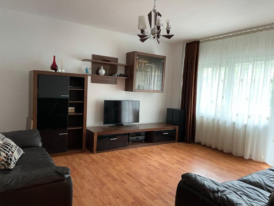 Apartament 3 Camere | Parcul Circului | Centrală Proprie | Loc de Parcare