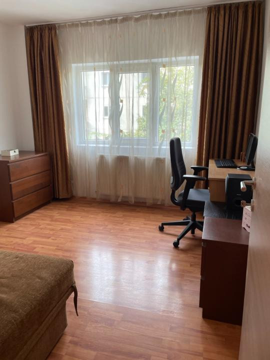 Apartament 3 Camere | Parcul Circului | Centrală Proprie | Loc de Parcare