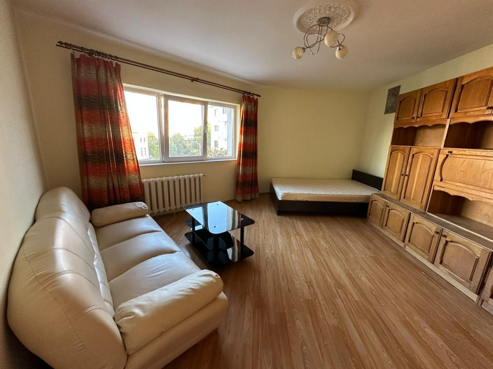Apartament 2 Camere - Decomandat | Calea Florești 