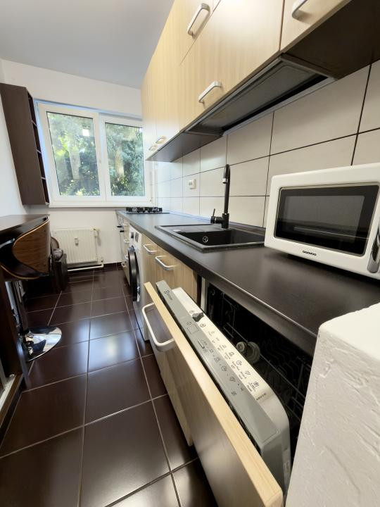Apartament 2cam Bloc Anvelopat METROU - Piata Victoriei | Dorobanti 