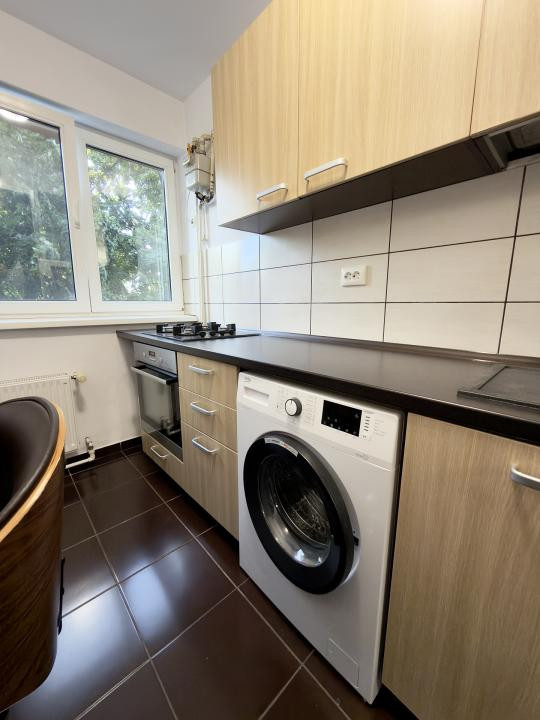 Apartament 2cam Bloc Anvelopat METROU - Piata Victoriei | Dorobanti 