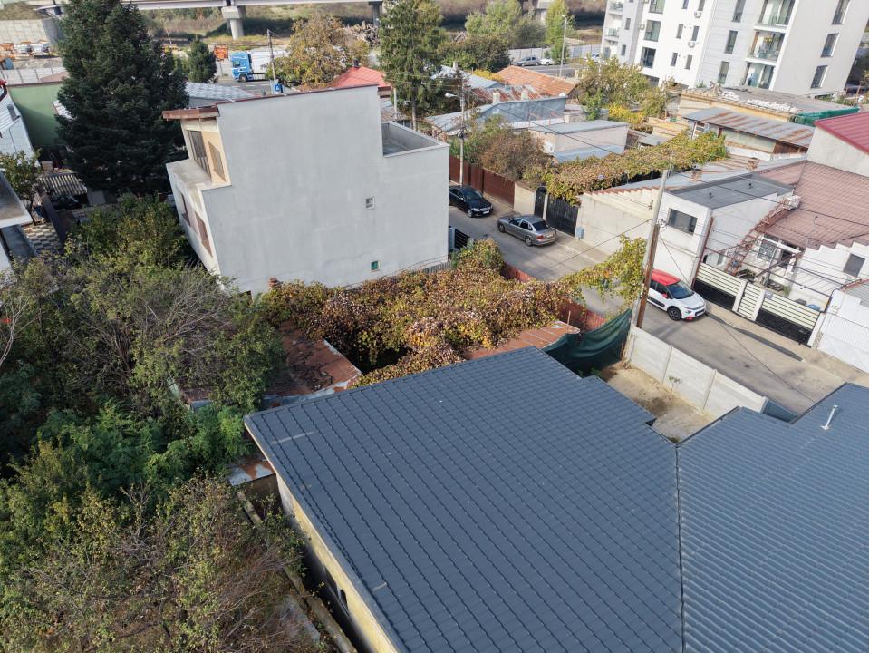 Casa individuala, demolabila, teren 160 mp, Andronache