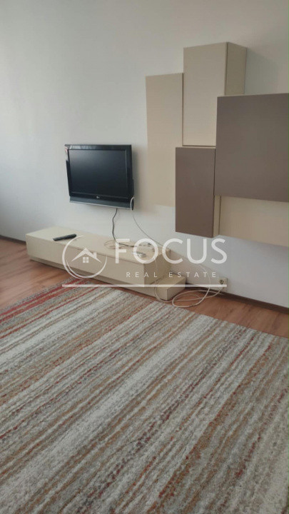 Apartament 3 camere, decomandat, 2 bai, Zona Fac. Constructii