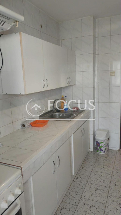 Apartament 3 camere, decomandat, 2 bai, Zona Fac. Constructii
