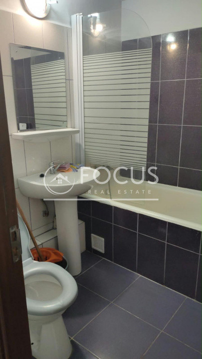 Apartament 3 camere, decomandat, 2 bai, Zona Fac. Constructii