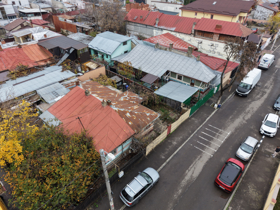 Casă pe un singur nivel cu teren 195 mp – Andronache , Sector 2