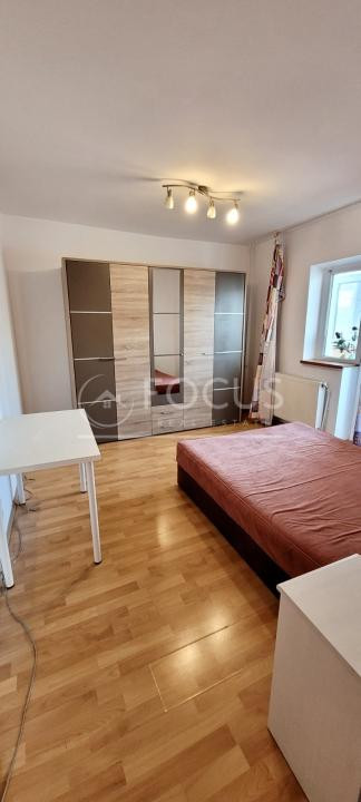 Apartament 3 camere decomandat | Piața Victoriei | Centrală proprie | 2 balcoane