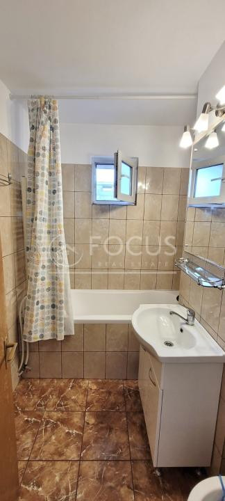 Apartament 3 camere decomandat | Piața Victoriei | Centrală proprie | 2 balcoane