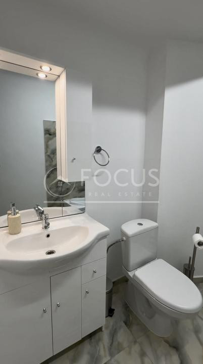 Apartament 3 camere | Ultracentral | Magheru | Centrală proprie |