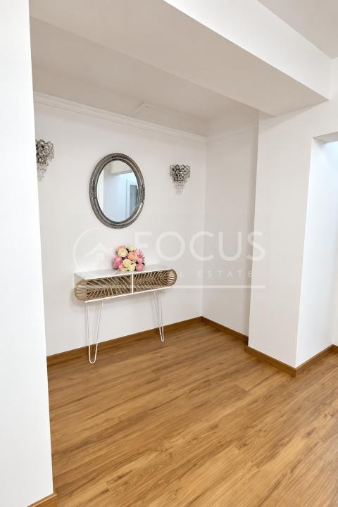 Apartament 3 camere | Ultracentral | Magheru | Centrală proprie |