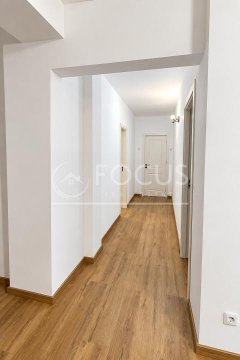 Apartament 3 camere | Ultracentral | Magheru | Centrală proprie |