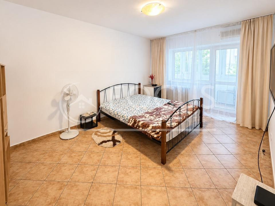 Apartament 1 camera, decomandat, Zona Mosilor-Obor