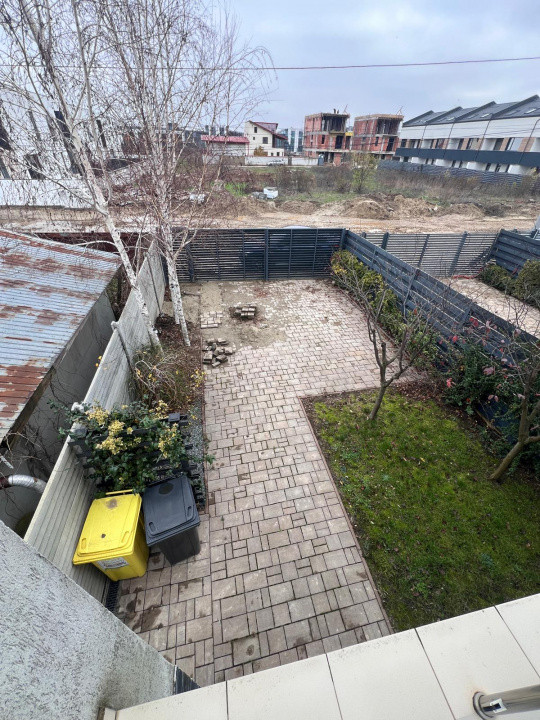 Casă intr-o zona rezidentiala, 130 mp utili, curte matură -Matei Millo 