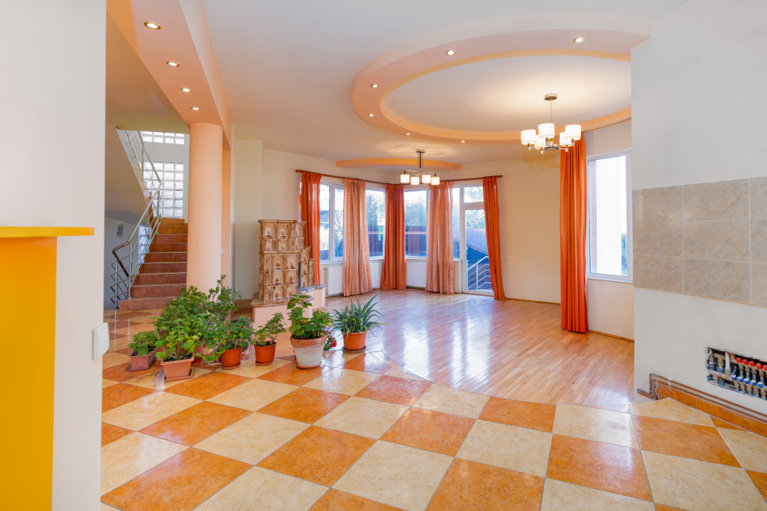 Casa de vânzare în cartierul Buna Ziua