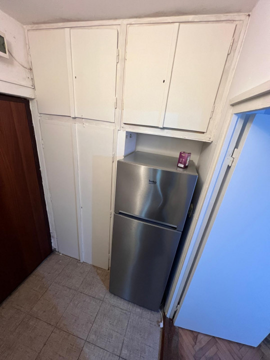 Apartament 2 camere, etaj intermediar, Zona Minerva