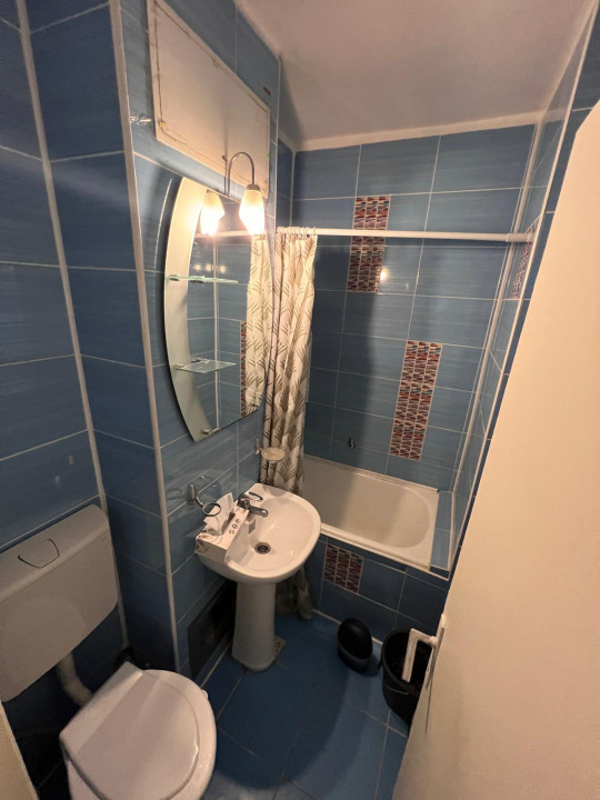 Apartament 2 camere, etaj intermediar, Zona Minerva