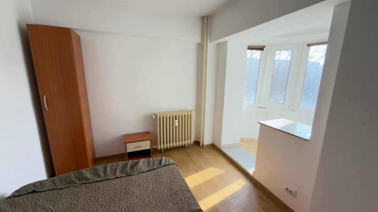 Apartament 3 camere, vedere spre Parcul Circului - Bulevardul Lacul Tei 