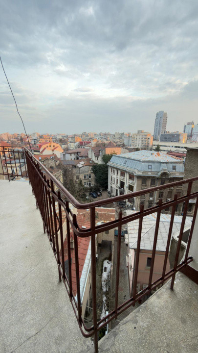 Apartament cu view PANORAMIC, 70mp-terasa 30mp - Universitate | Batistei | Carol