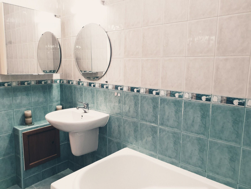 Vilă 4 camere | Cartier Azur | Garaj | Teren 375 mp | Grădină amenajată