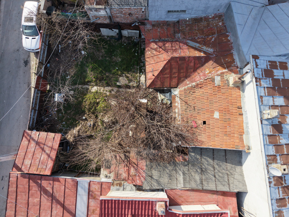 Casa + teren 203 mp, front 13 ml, Zona Petricani- Tei 